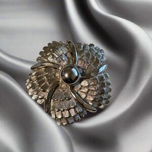 Silver Tone Scarf Clip